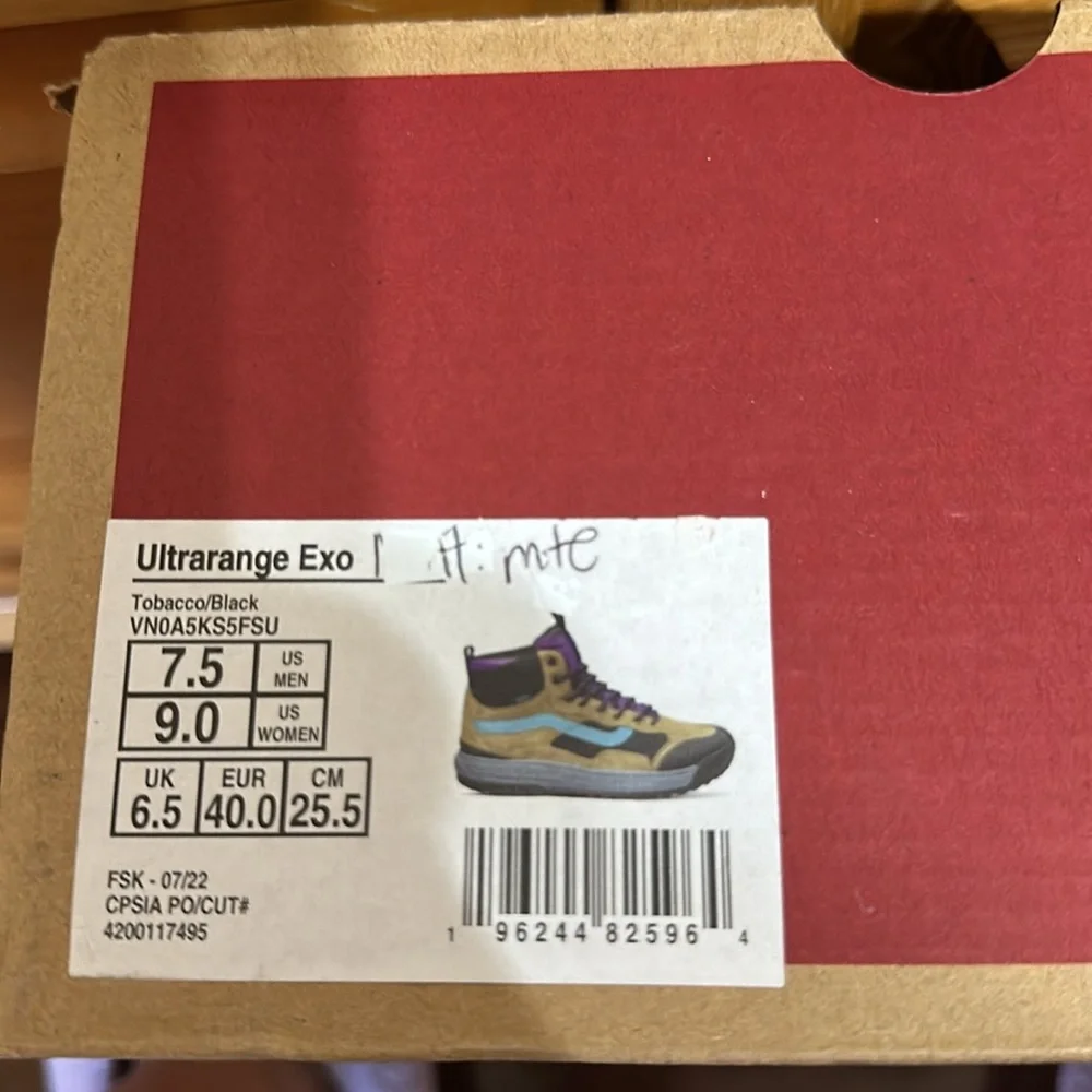 Vans Ultrarange Exo Sk8 hi Mte tobacco Black